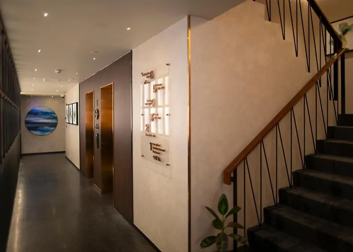 The Gravitique Khaosan 4* Bangkok